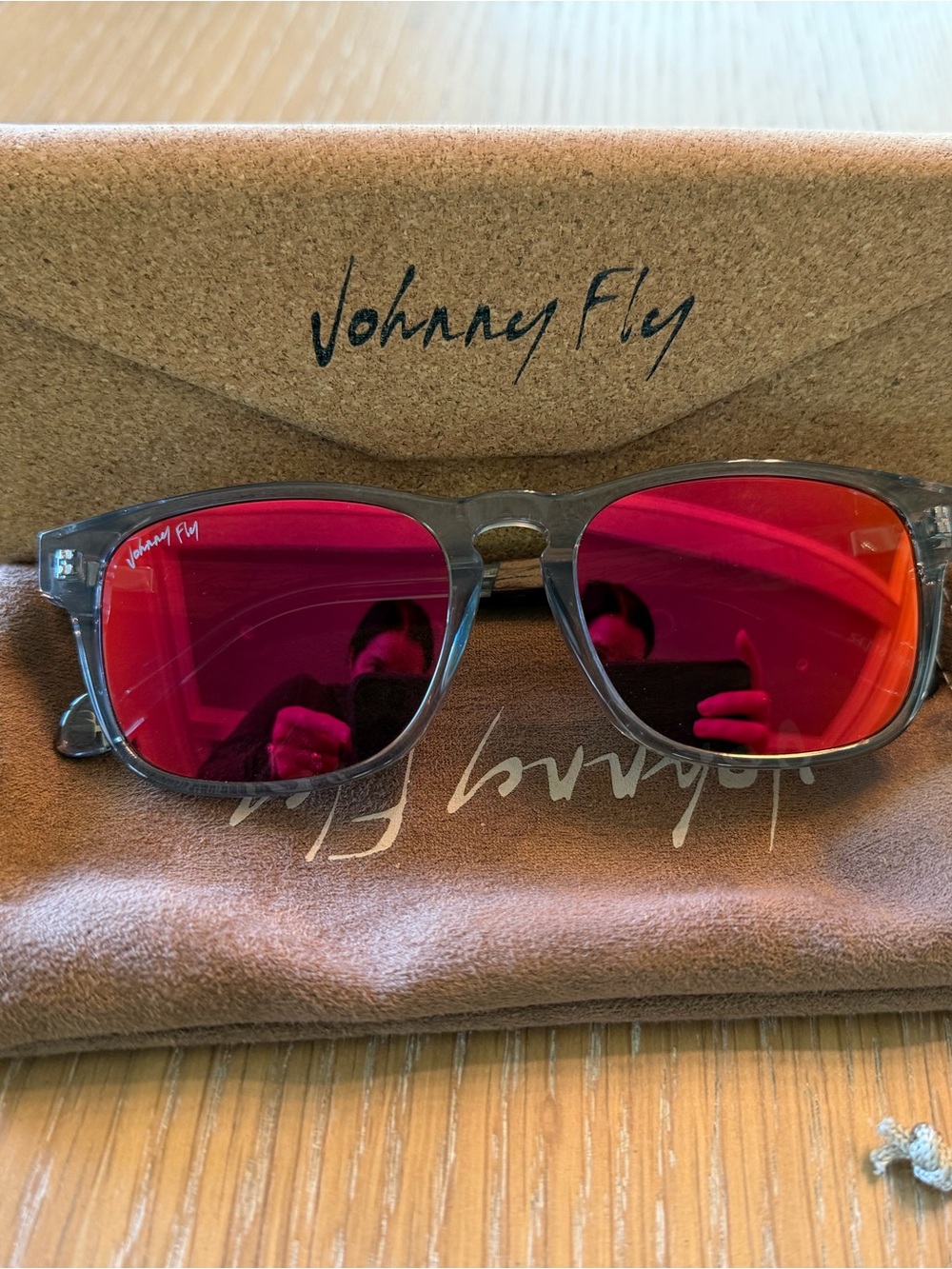 Men’s Sunglasses or women’s polarized sunglasses